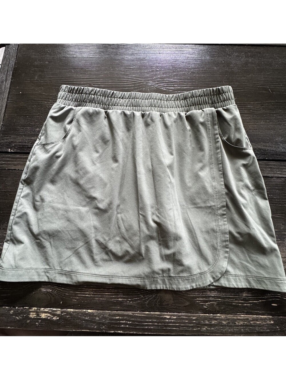 T by Talbots Skort Womens Large Olive Green Athletic Stretch Skirt Shorts Pocket